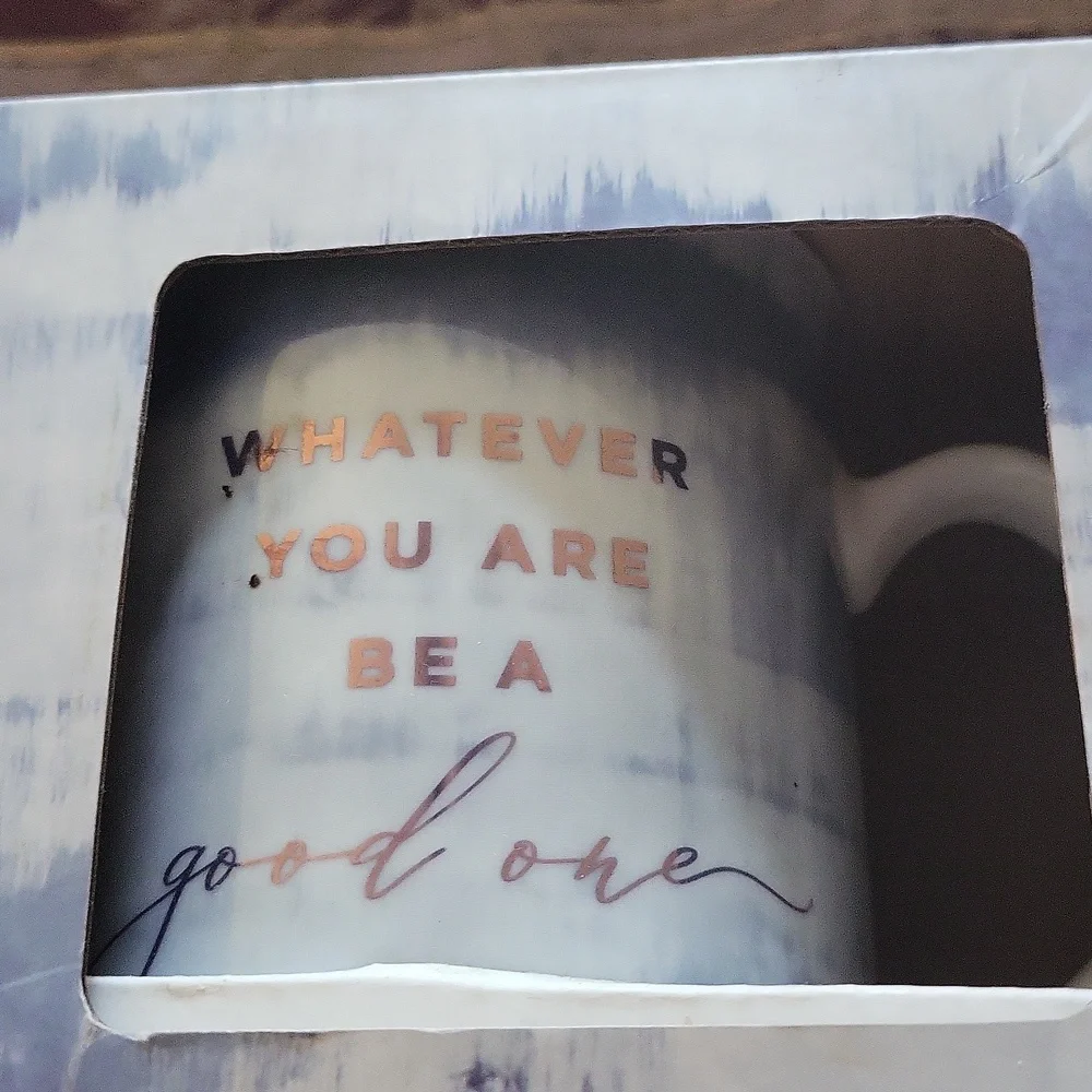 FRINGE Inspirational Quote Mug SAYS WGATEVER YOU ARE BE A GOOD ONE